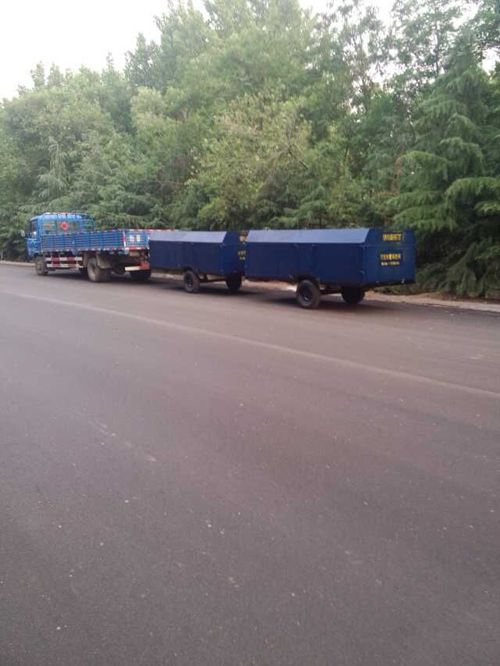 箱式拖车