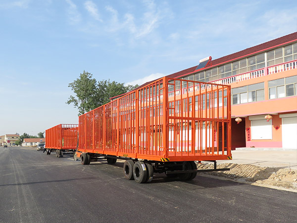 8t高护栏拖车